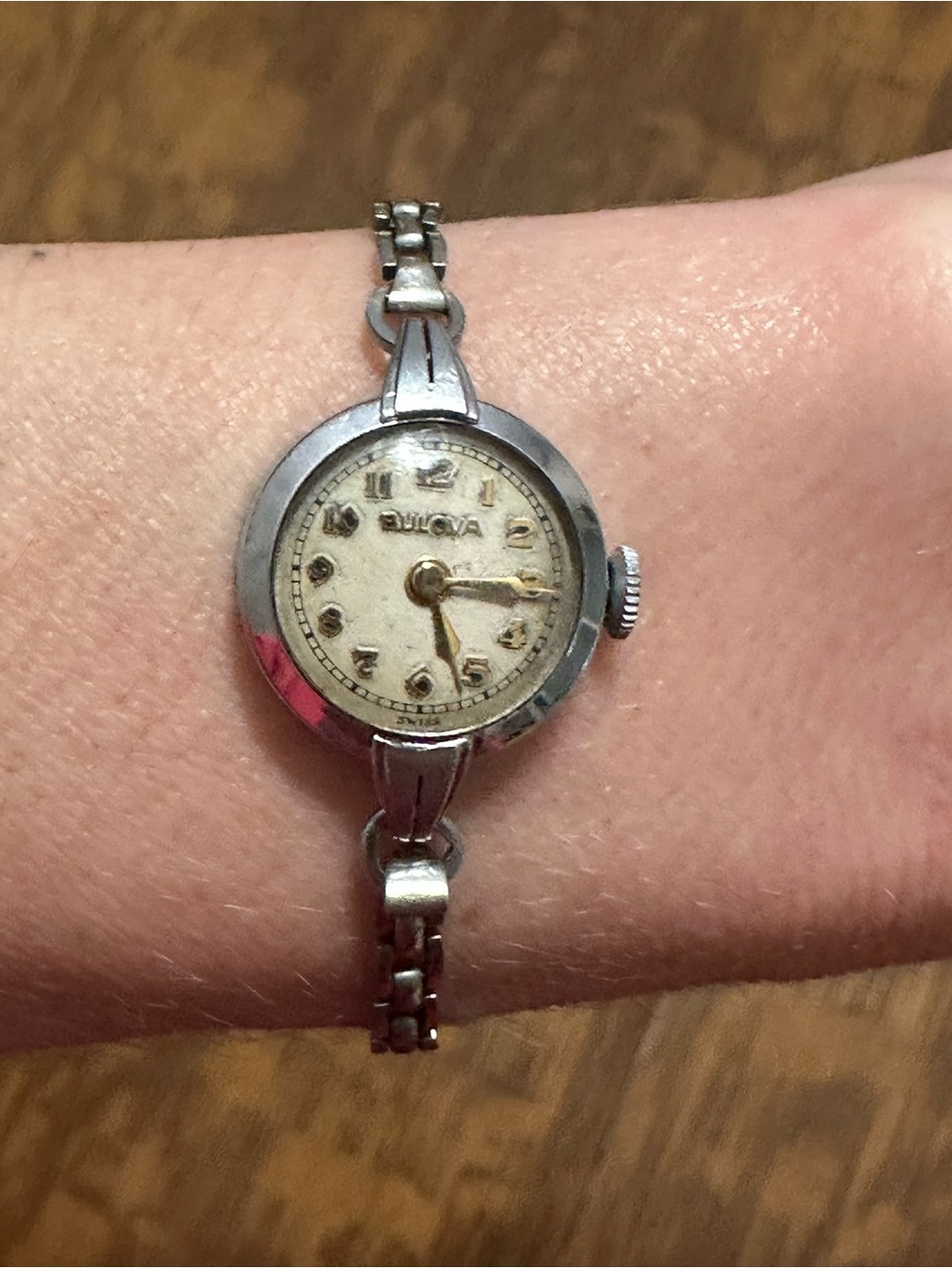 Vintage Bulova Silver Tone Ladies Crocktail Watch